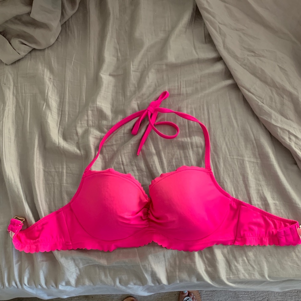 Victoria’s Secret bikini top